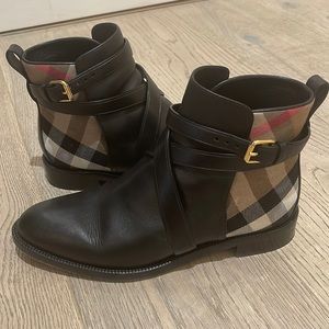Burberry Black & Beige Pryle Ankle Boots